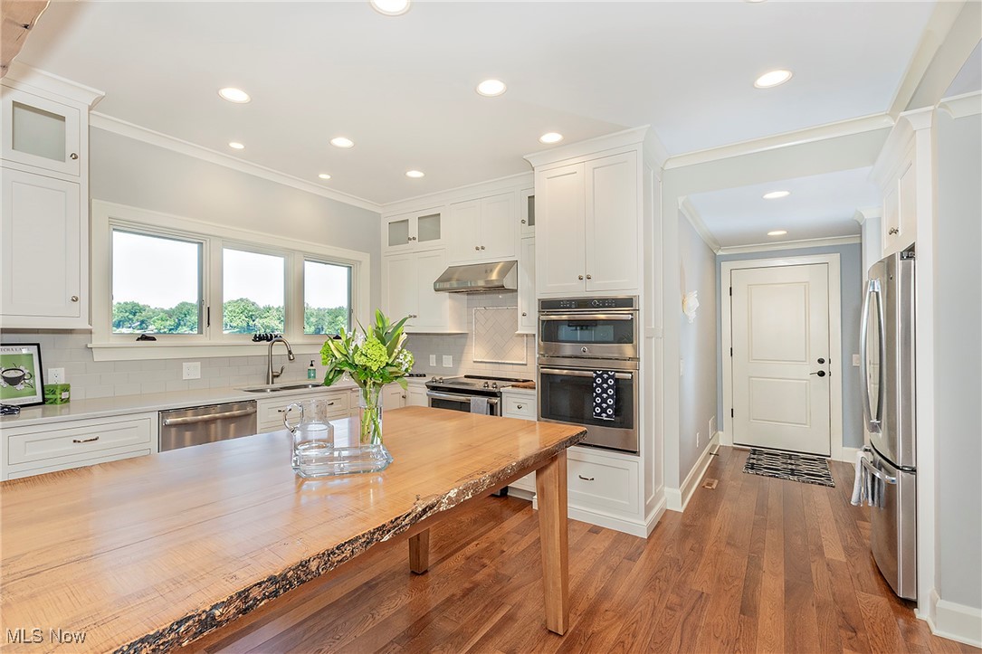 Congress Lake Club - Residential