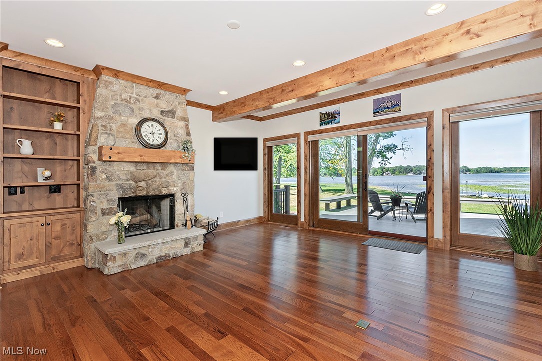 Congress Lake Club - Residential