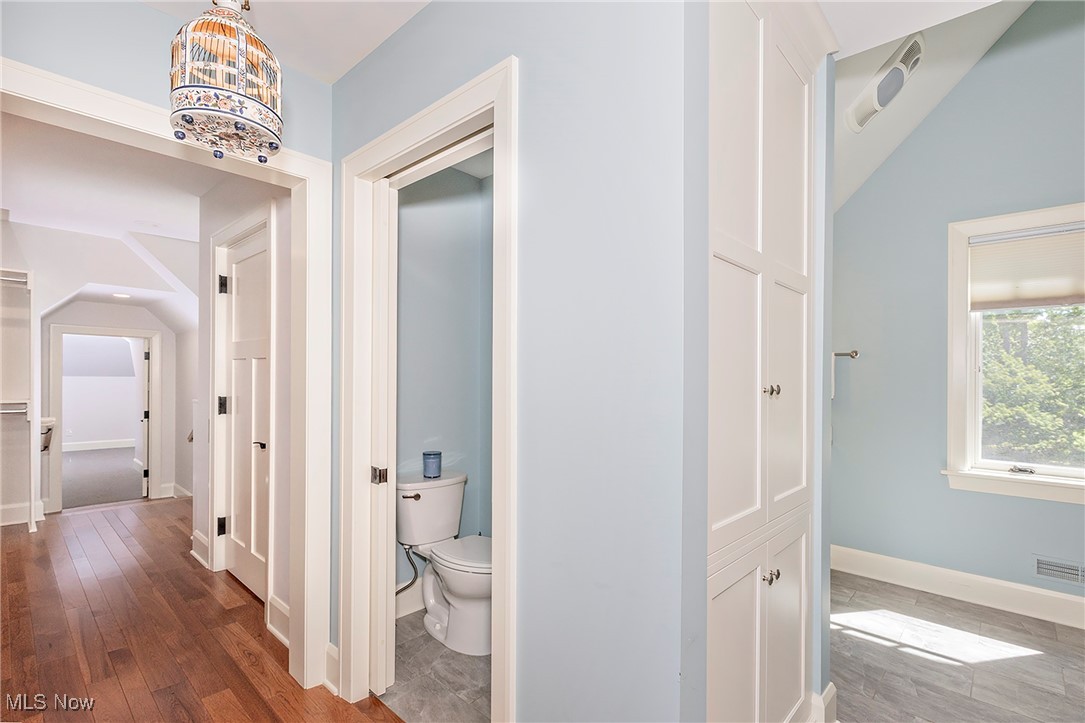 Congress Lake Club - Residential