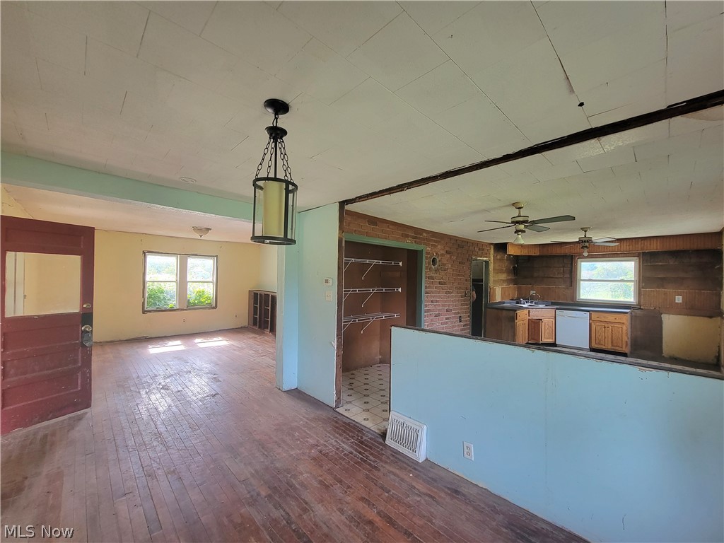 Nelson - Residential