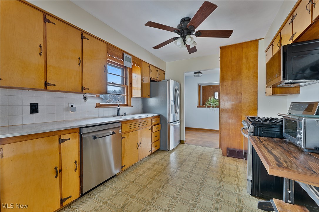 2702 Brunswick Road, Youngstown, Ohio image 7
