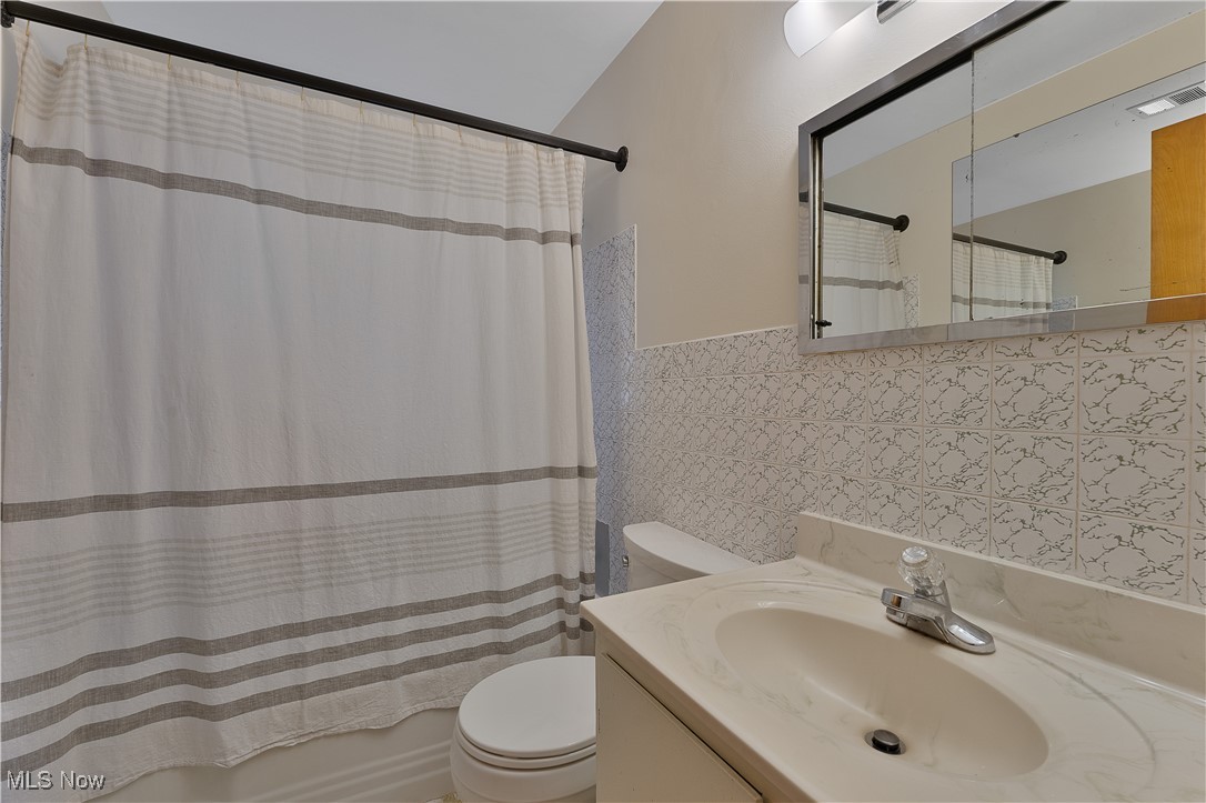 2702 Brunswick Road, Youngstown, Ohio image 15