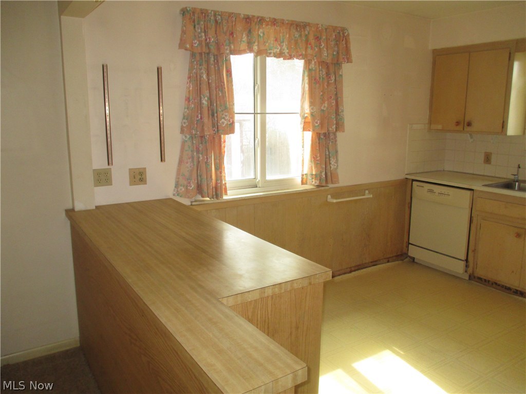 Leslie Ave Resub 01 - Residential