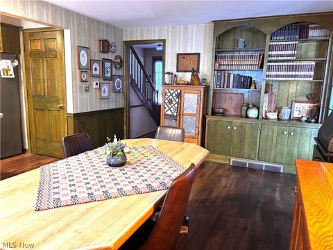 Tiny photo for 383 Edgewood Court, Columbiana, OH 44408 (MLS # 5184505)