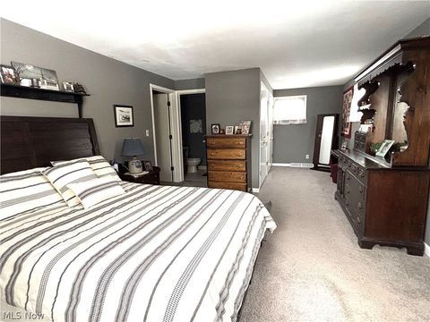 Tiny photo for 383 Edgewood Court, Columbiana, OH 44408 (MLS # 5184505)