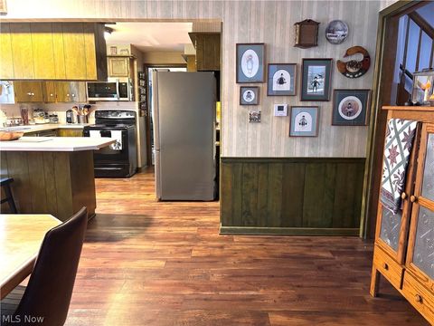 Tiny photo for 383 Edgewood Court, Columbiana, OH 44408 (MLS # 5184505)