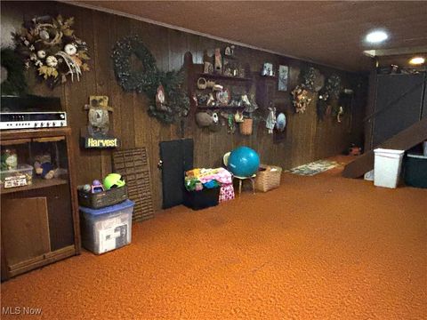 Tiny photo for 383 Edgewood Court, Columbiana, OH 44408 (MLS # 5184505)