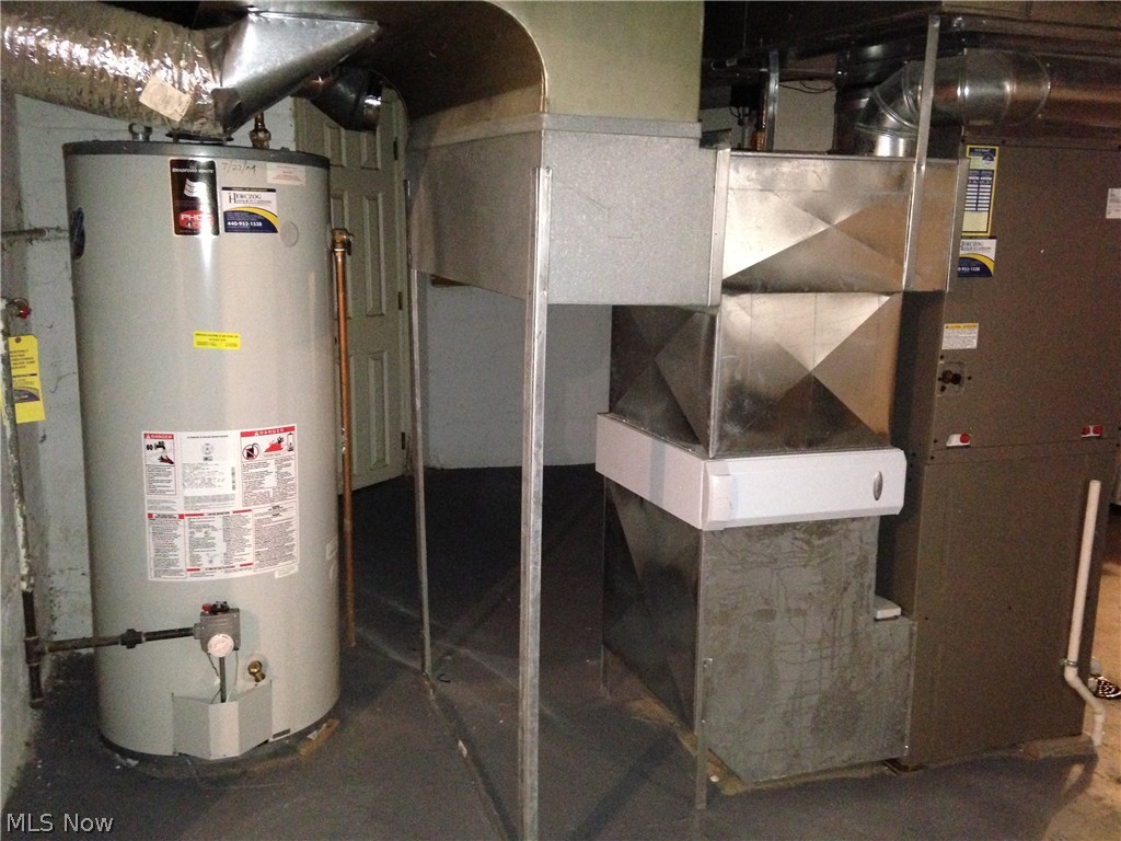 South Shawnee Lake So Circle - Residential