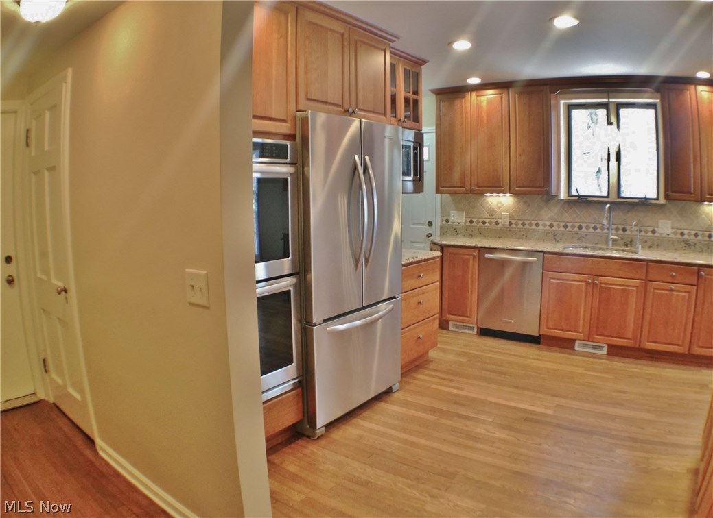 South Shawnee Lake So Circle - Residential