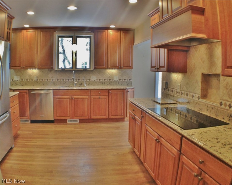 South Shawnee Lake So Circle - Residential