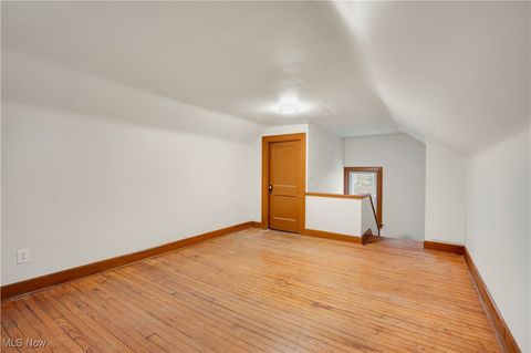 Tiny photo for 2016 Rossmoor Road, Cleveland Heights, OH 44118 (MLS # 5178681)