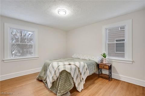 Tiny photo for 2016 Rossmoor Road, Cleveland Heights, OH 44118 (MLS # 5178681)