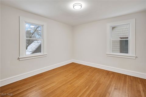 Tiny photo for 2016 Rossmoor Road, Cleveland Heights, OH 44118 (MLS # 5178681)