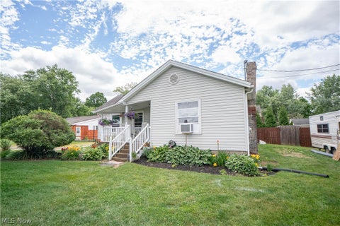 Multifamily For Sale - 8242-8244 Navarre Road<br/> Stark County, Massillon, OH 44646