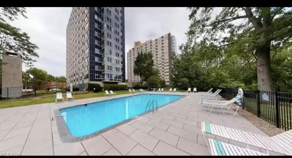 Marine Towers Condo - Residential