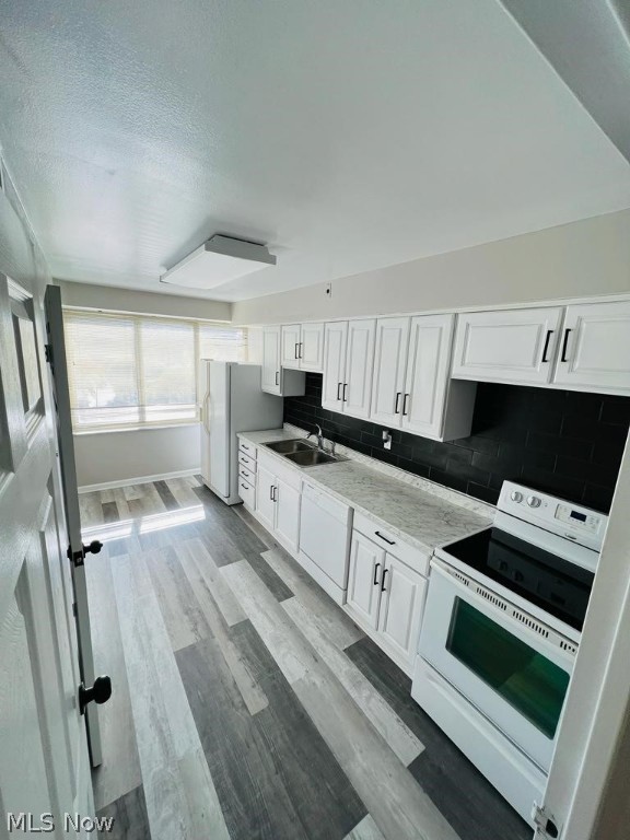 Marine Towers Condo - Residential