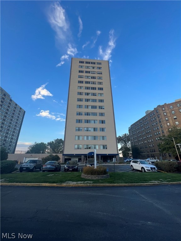 Marine Towers Condo - Residential