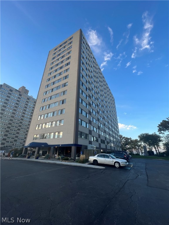 Marine Towers Condo - Residential