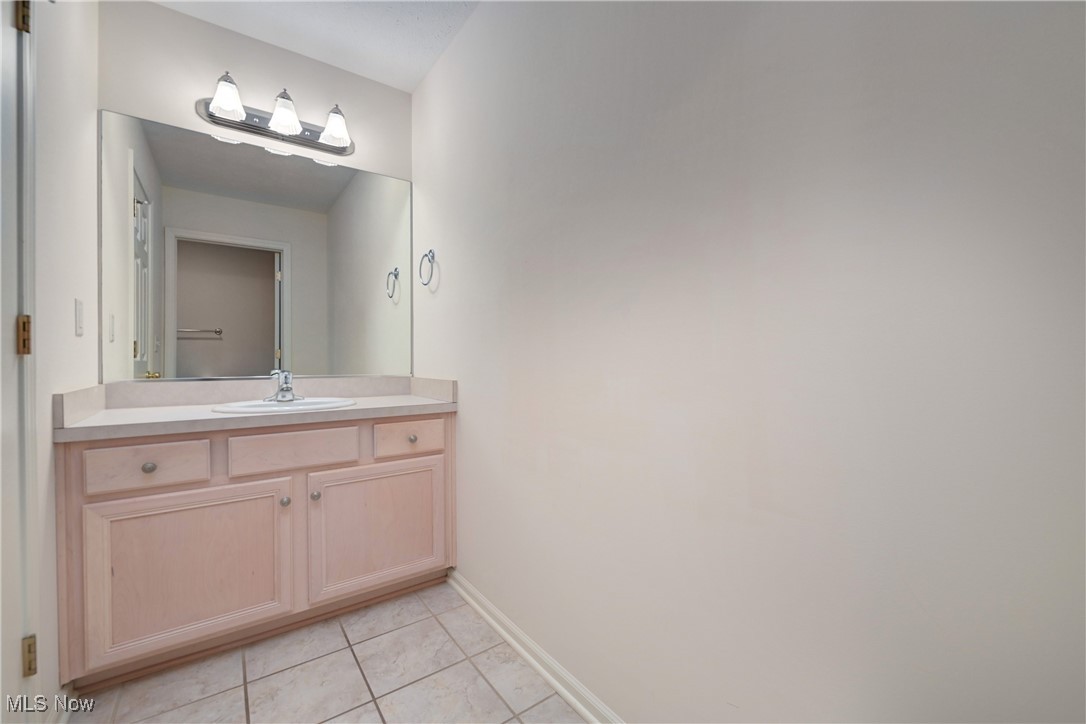 Vista Lago - Residential