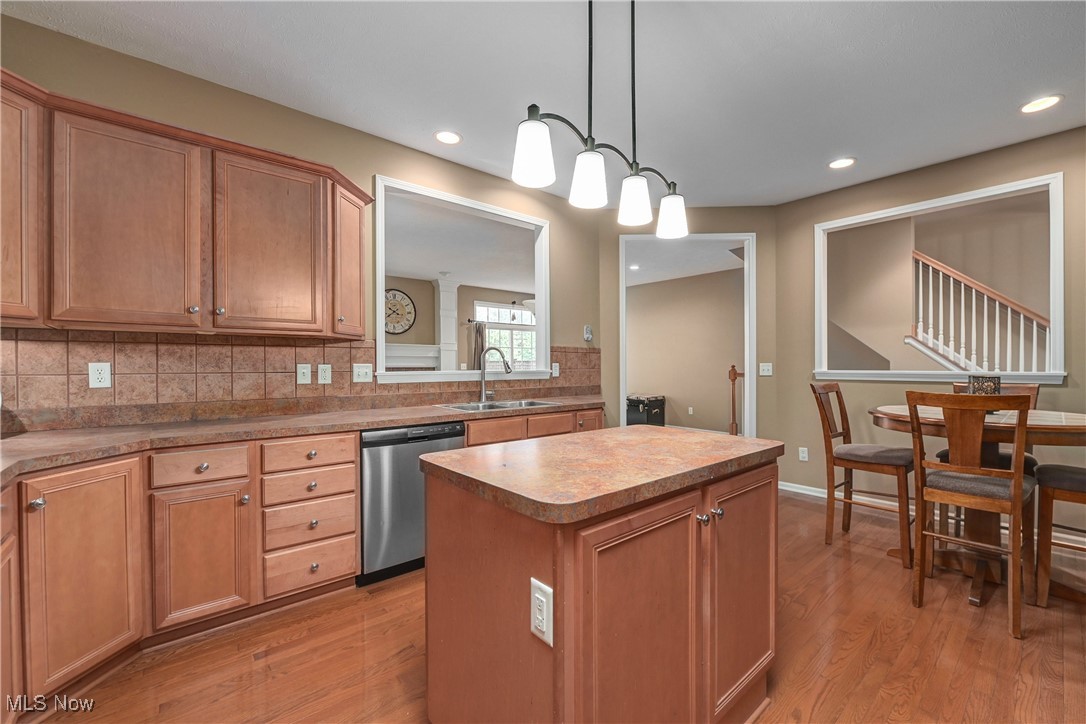 Vista Lago - Residential