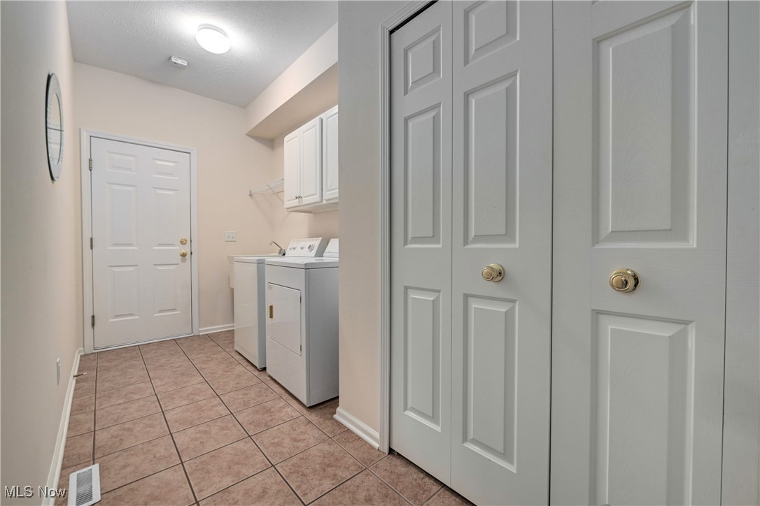 Vista Lago - Residential