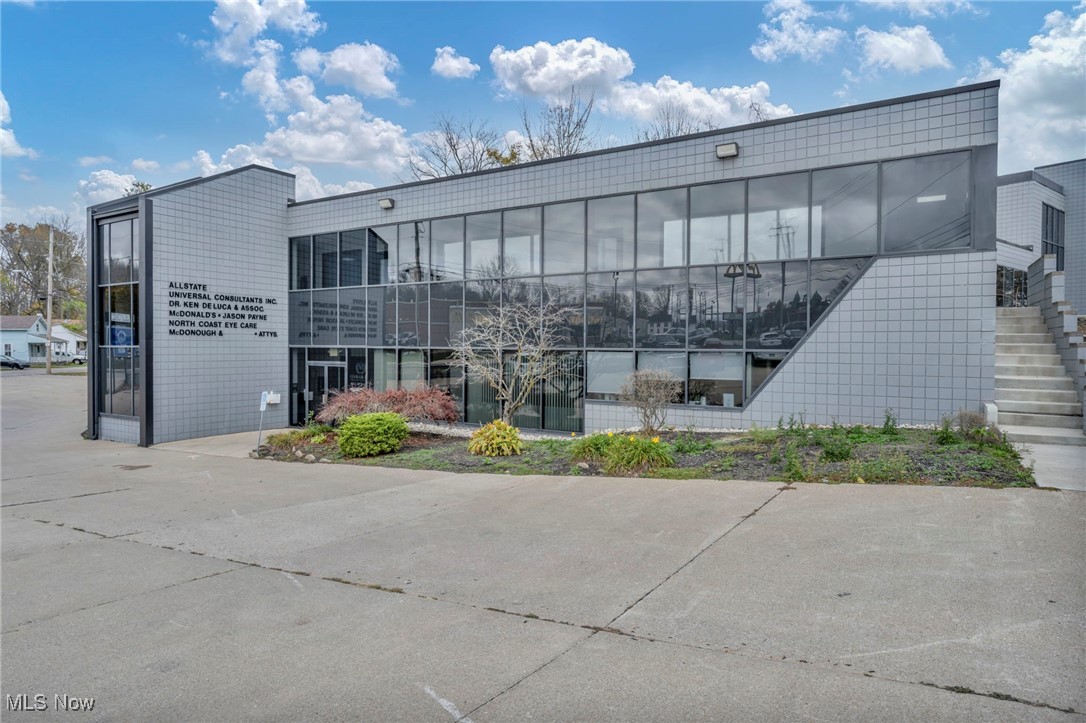 35888 Center Ridge Road 1