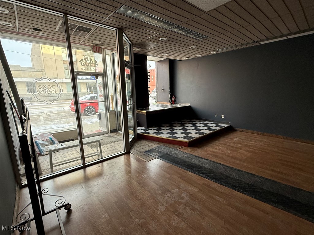 4429-4433 Main Avenue