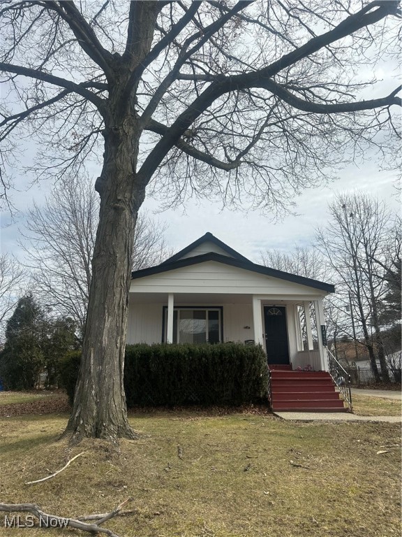 1439 E 221st Street, Euclid, Ohio image 1