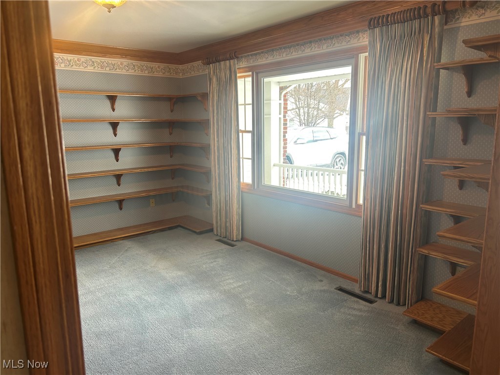 Waterford Land Condo - Residential