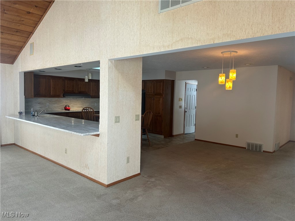 Waterford Land Condo - Residential