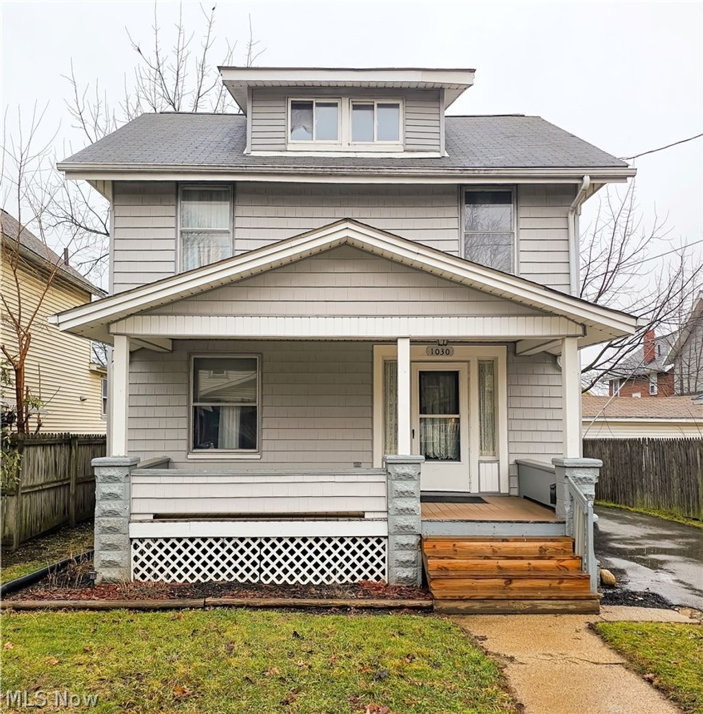 Photo of 1030 Dartmouth Avenue SW, Canton, OH 44710 (MLS # 5190939)