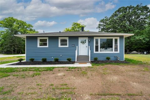 Tiny photo for 1622 Diana Drive, Brunswick, OH 44212 (MLS # 5220032)