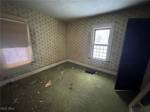 Tiny photo for 2104 Elm Street, Youngstown, OH 44505 (MLS # 5179059)