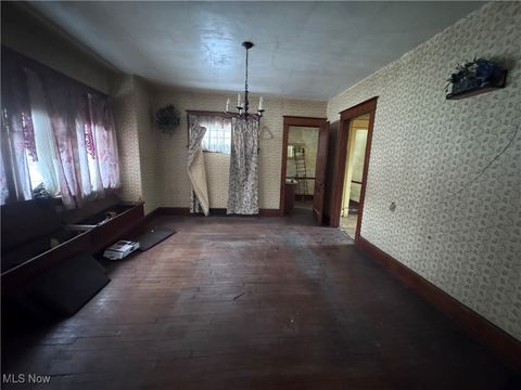 Tiny photo for 2104 Elm Street, Youngstown, OH 44505 (MLS # 5179059)