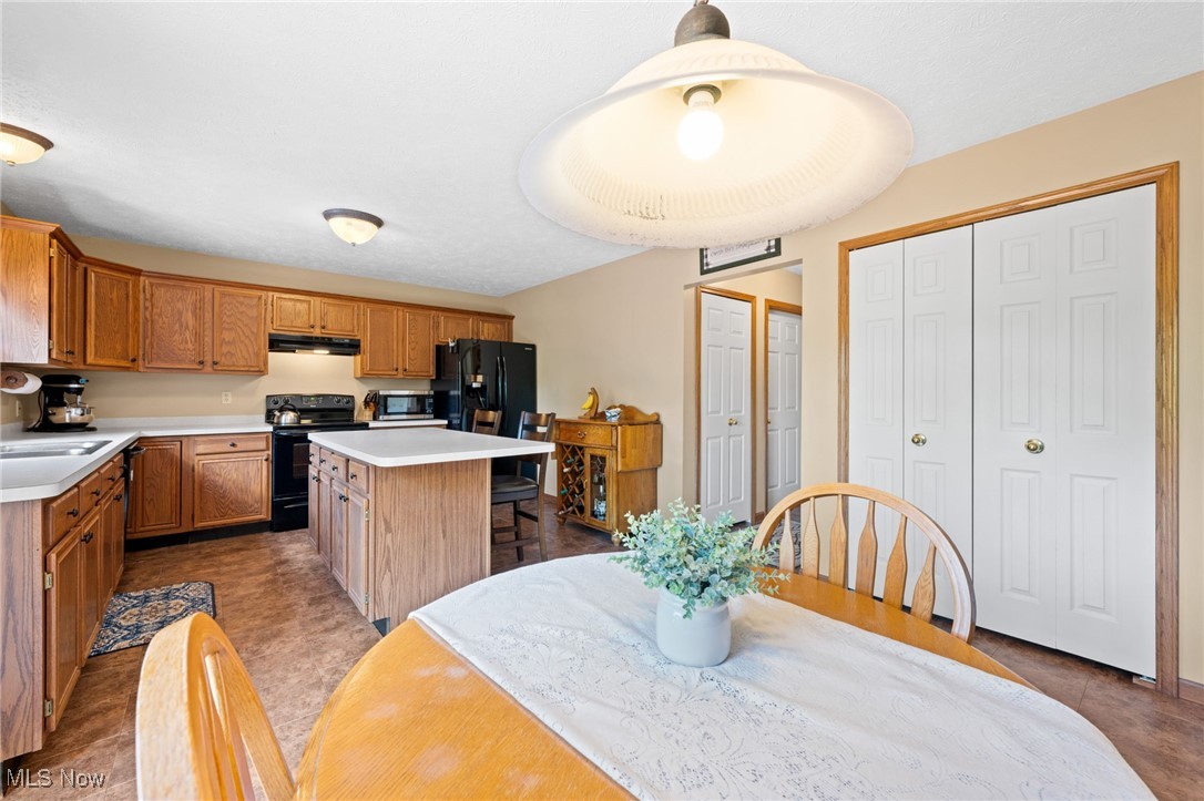 Woods of Burlington - Residential