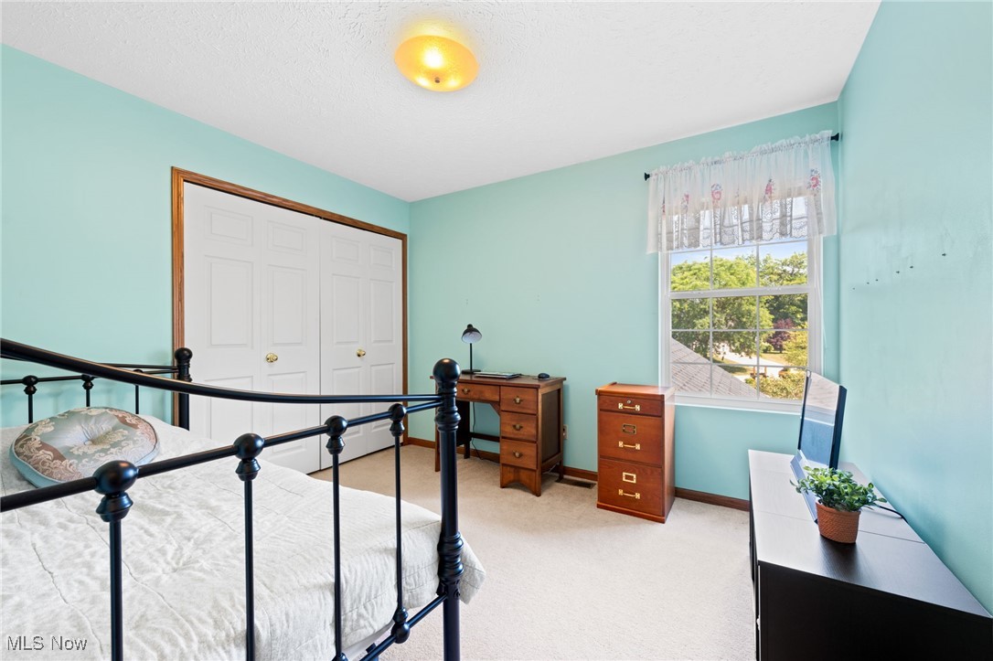 Woods of Burlington - Residential