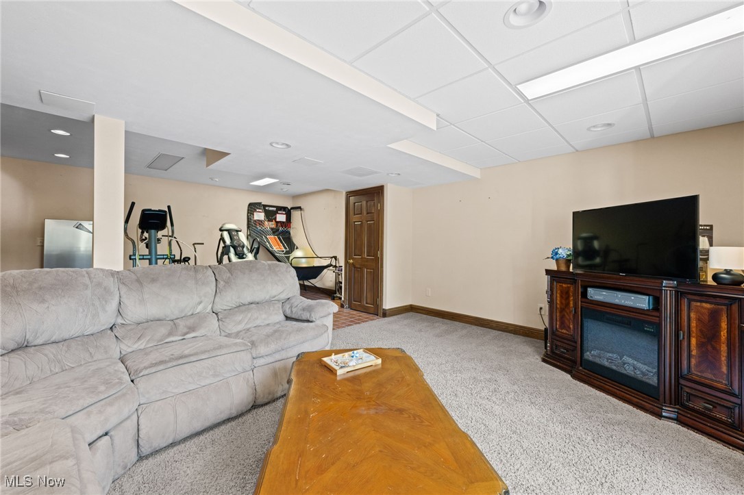 Woods of Burlington - Residential