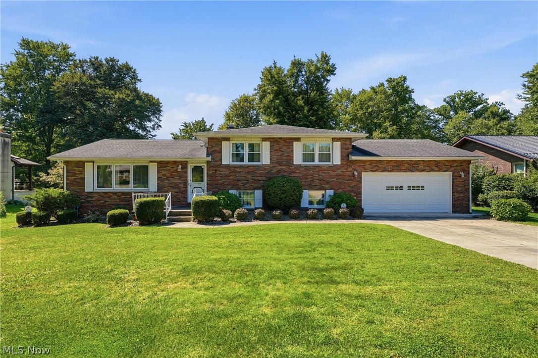 8 Sioux Trail