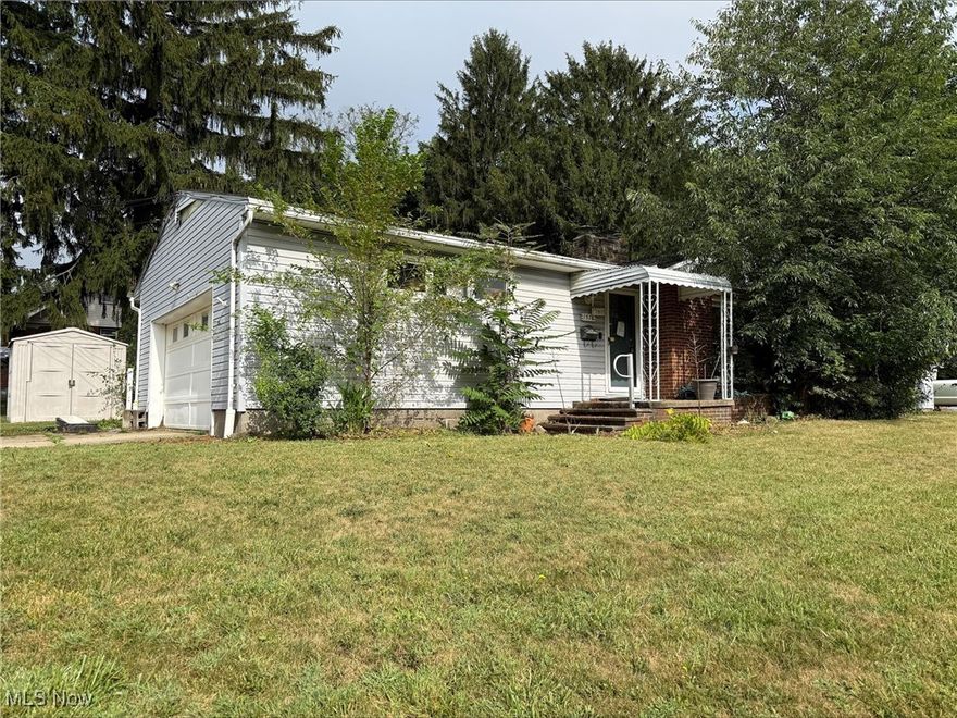 This is an ONLINE ONLY foreclosure sale. There are NO SHOWINGS. Deposit due by wire transfer within 48 upon conclusion . Cash deal; funding must take place within 30 days of confirmation of sale. 5% Buyer’s Premium shall apply. Subject to postponement and cancellation. Full terms and conditions at online registration.