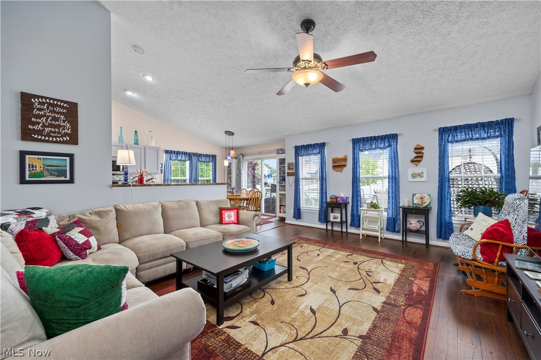 Cobblestone Park - Residential