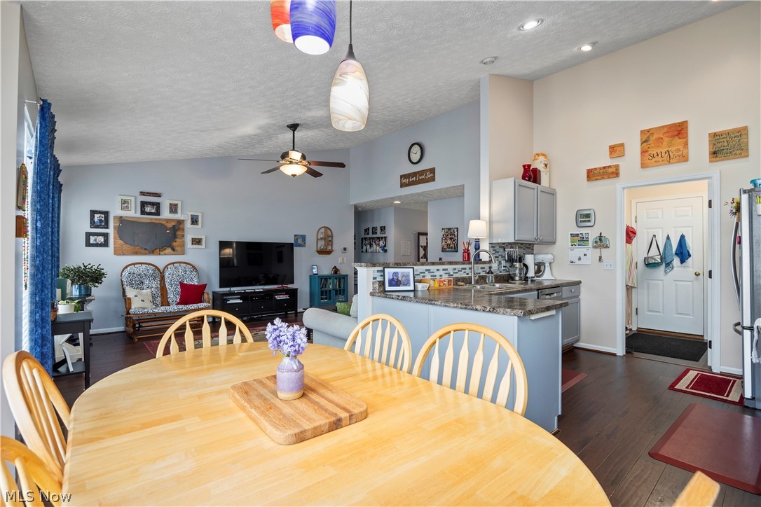 Cobblestone Park - Residential