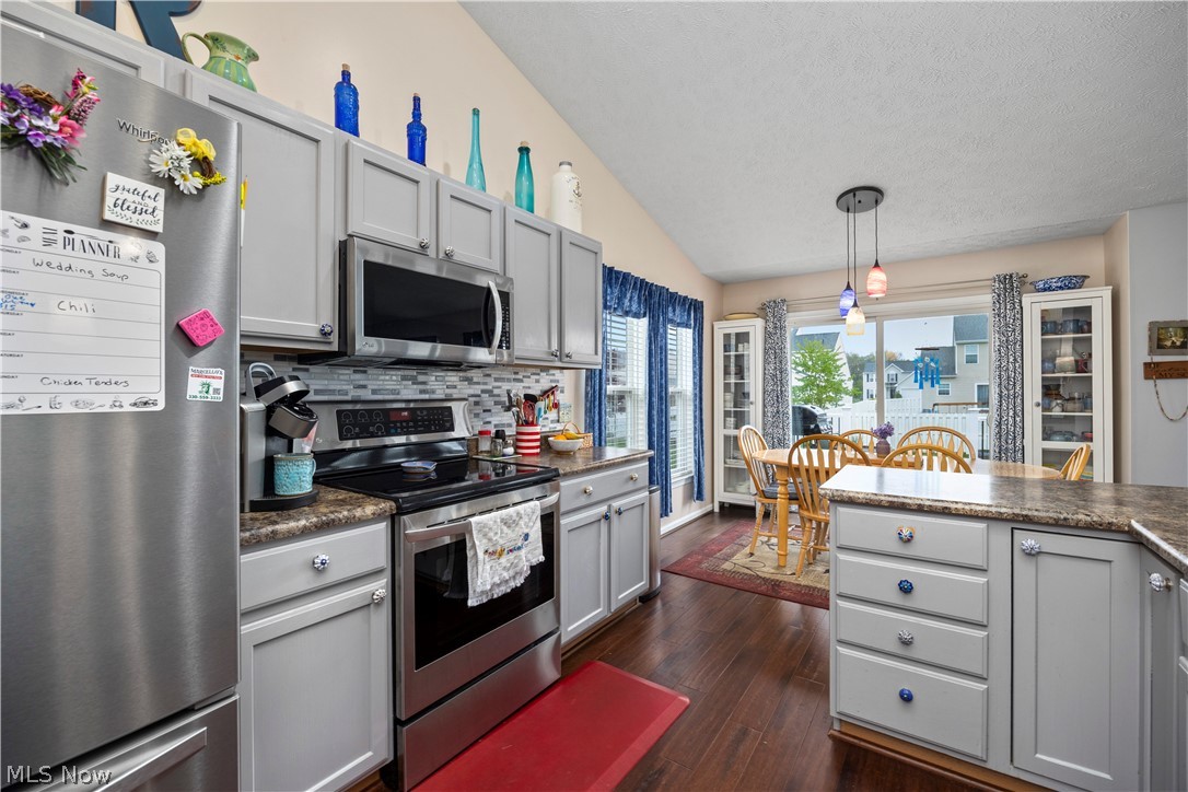 Cobblestone Park - Residential
