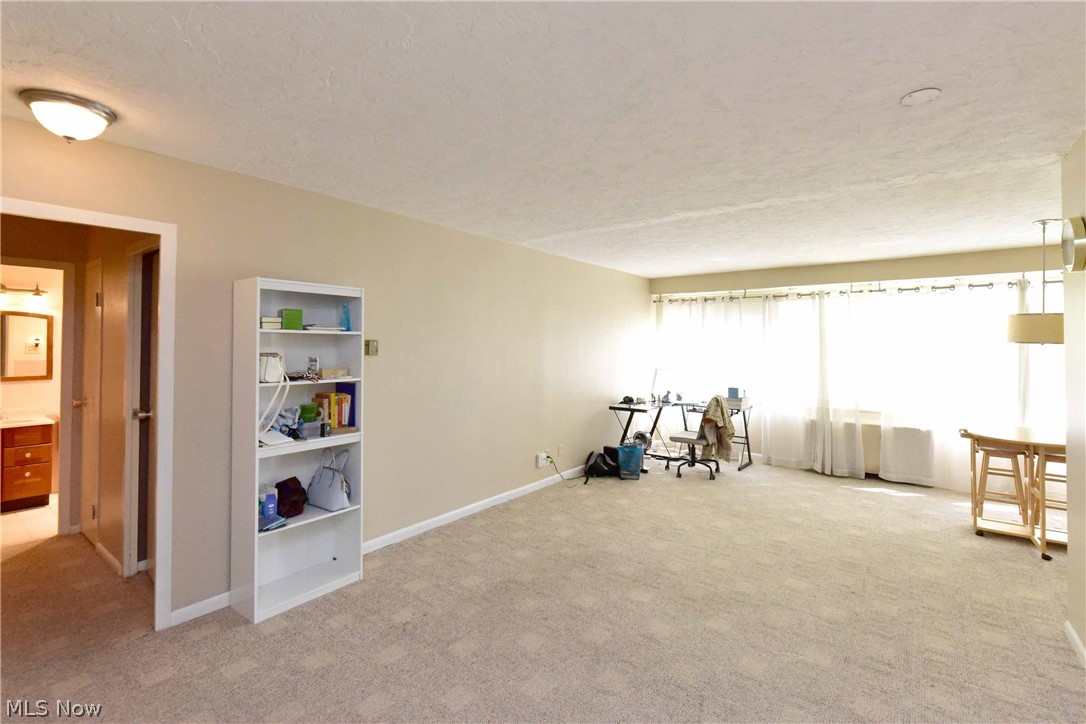 Marine Towers East Condo - Residential