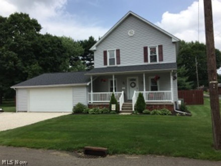 All Redone, Must See, Wiring, Plumbing, Newer Windows, Fenced Yard, Kitchen, Clean, Neat, Just Move In This One, Big Garage, Big Yard. Flood Ins area. New Drywall Down.