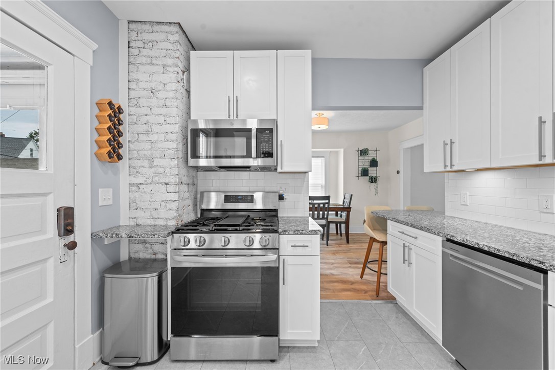 1476 Lauderdale Avenue, Lakewood, Ohio image 20