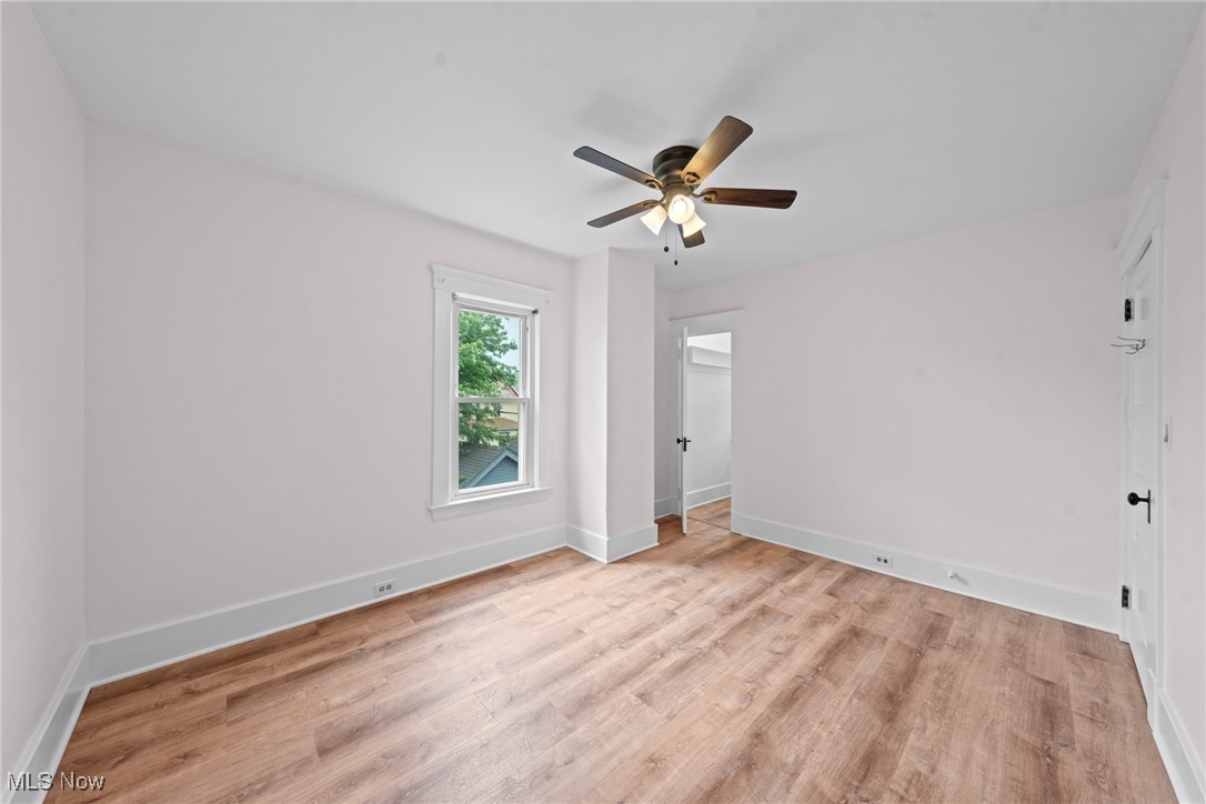 1476 Lauderdale Avenue, Lakewood, Ohio image 33
