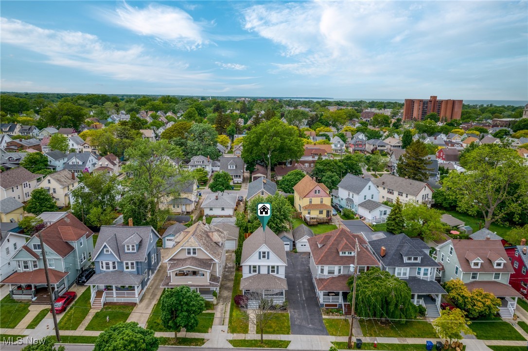 1476 Lauderdale Avenue, Lakewood, Ohio image 4