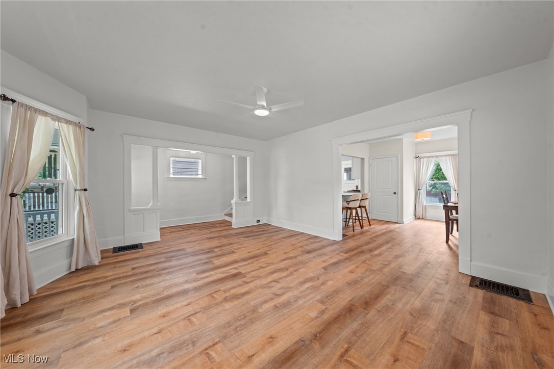 1476 Lauderdale Avenue, Lakewood, Ohio image 8