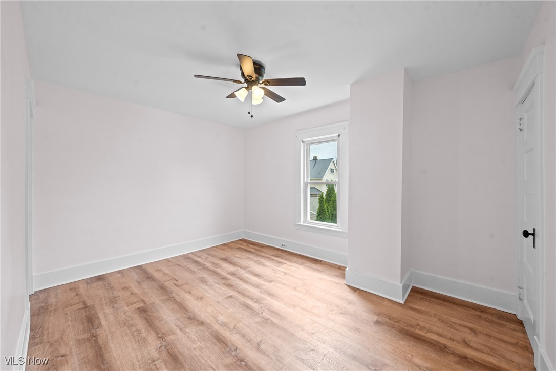 1476 Lauderdale Avenue, Lakewood, Ohio image 32