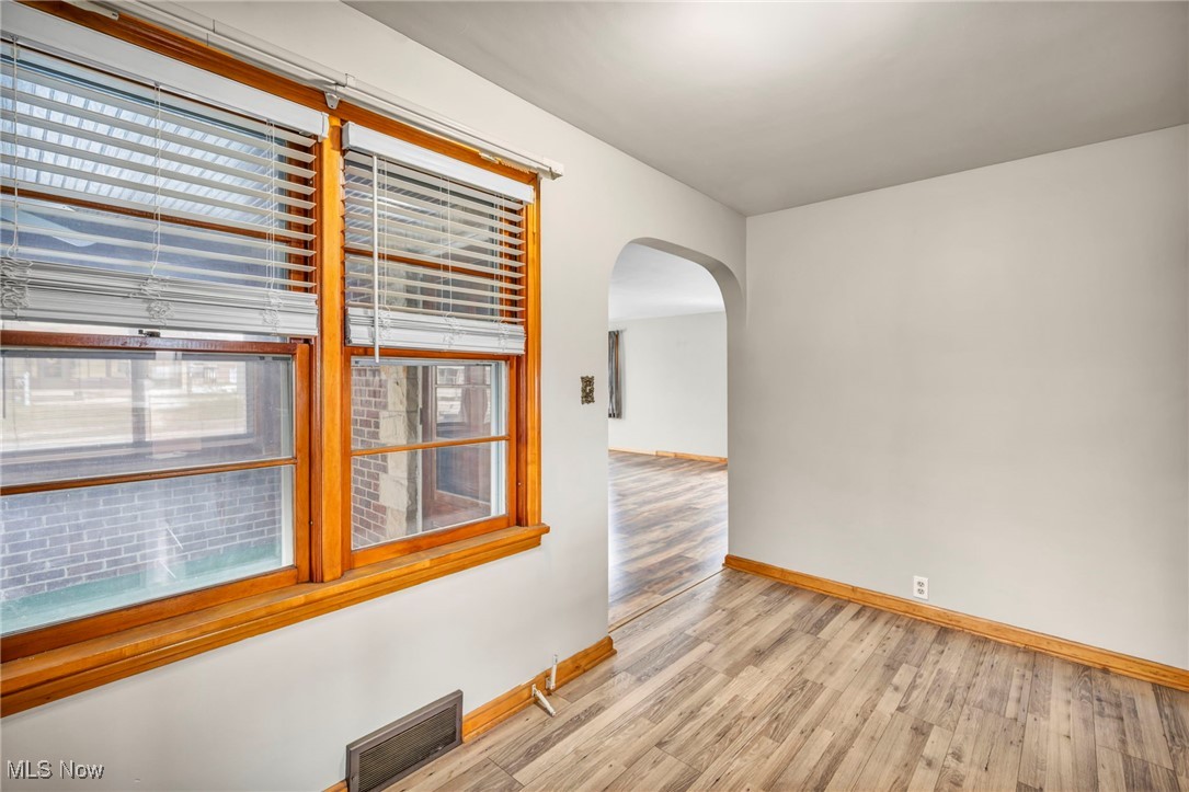 Village/Navarre - Residential